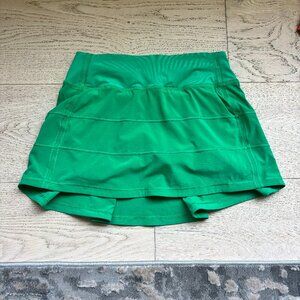 Lululemon Pace Rival Skirt in Kelly Green